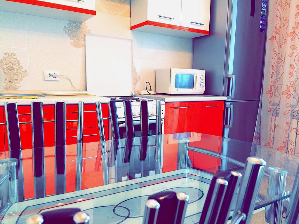 Vremena Goda Apartment In Astana Екстериор снимка