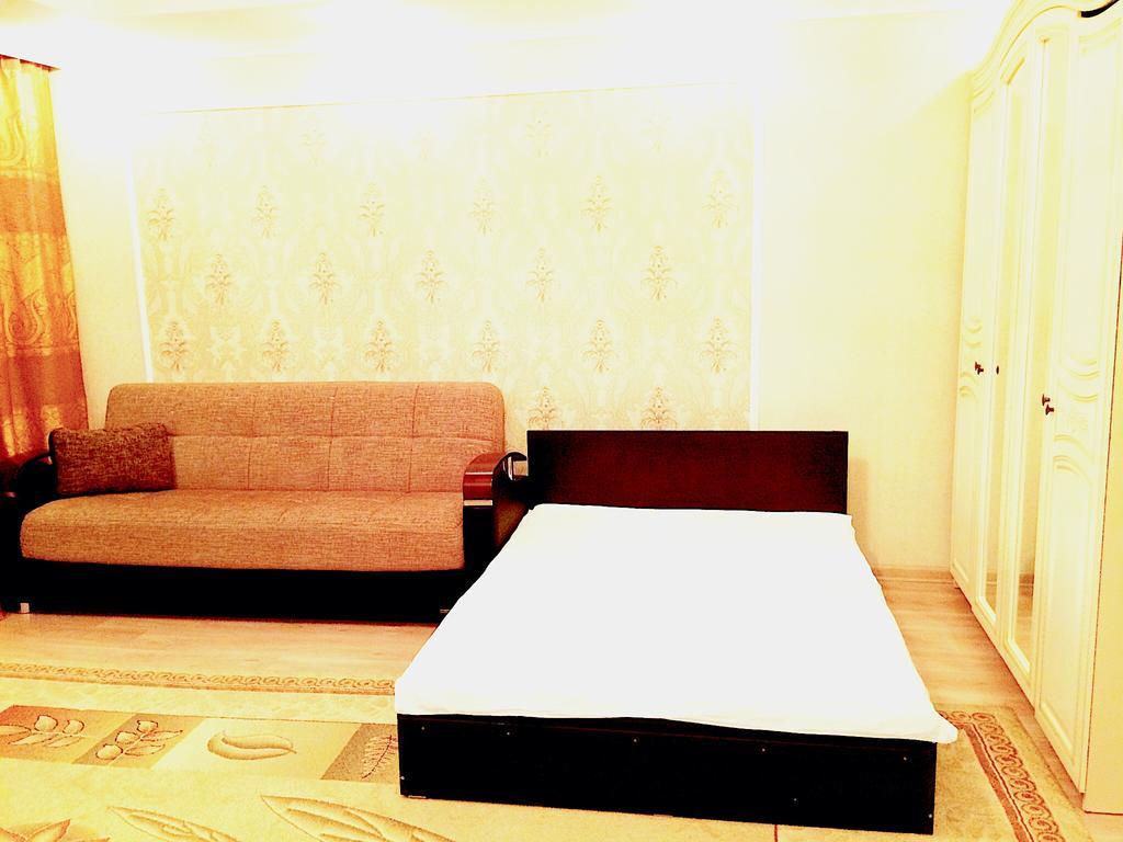 Vremena Goda Apartment In Astana Екстериор снимка